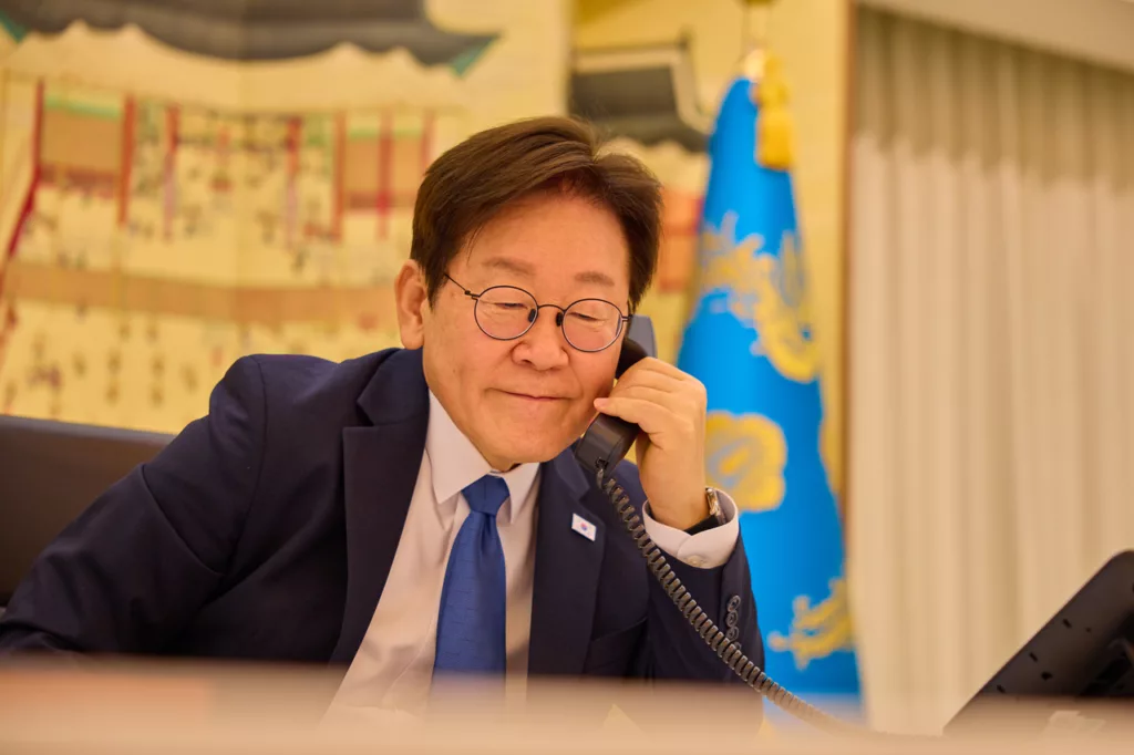 Dél-koreai és Kirgizisztáni Elnöki Tárgyalás a Bilaterális Kapcsolatokról