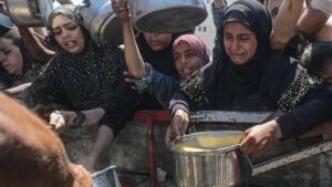 Humanitárius Segélyszervezetek Izraeltől Követelik a Gázai Segélyek "Fegyverként Való Használatának" Megszüntetését