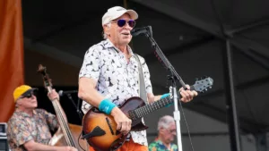 Jimmy Buffett és más jelentős floridaiak posztumusz kitüntetése