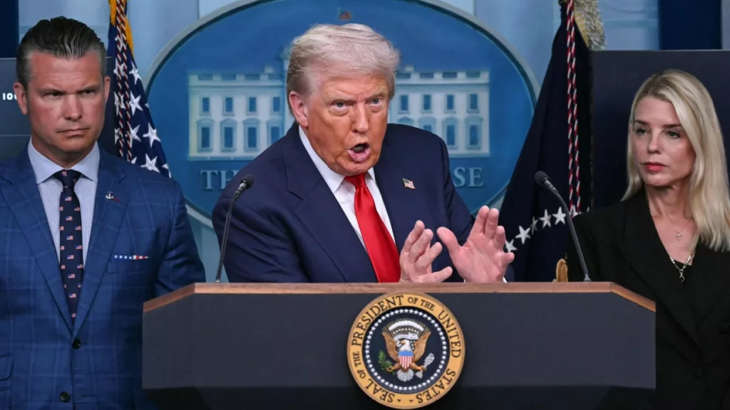 Katonák Washington utcáin: Előjelek egy diktatúra kezdetéhez?