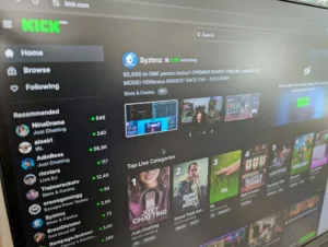 Kick: A vitatott élő közvetítési platform, ahol élő adásban hunyt el egy férfi