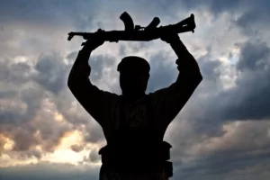 Tragikus Támadás Nigéria Északi Részén: Legalább 27 Imádkozó Halála