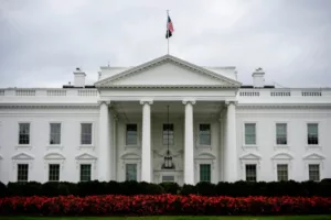 Trump Kormányzata a TikTokon, Míg a Tiltási Határidő Közeleg