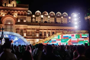 A világifjúsági fesztivál, ami szembesíti a fiatalokat Oroszország másik arcával
