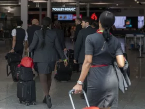 Air Canada légiutas-kísérői nagy arányban utasították vissza a bérajánlatot