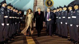 Donald Trump látogatása a brit fővárosban: Kérdések helyett pompázat