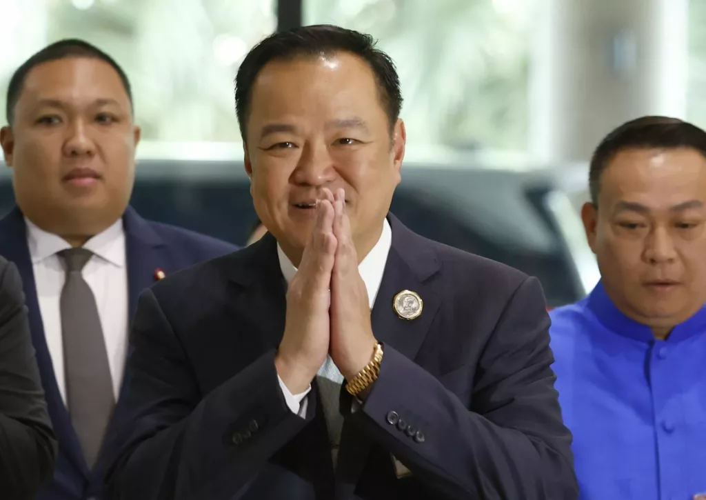 Thaiföld ismét új miniszterelnököt választott, de kérdéses az előrelépés