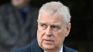 András herceg lemondott York hercegi címéről