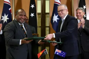 Ausztrália és Pápua Új-Guinea közös védelmi szerződést írt alá