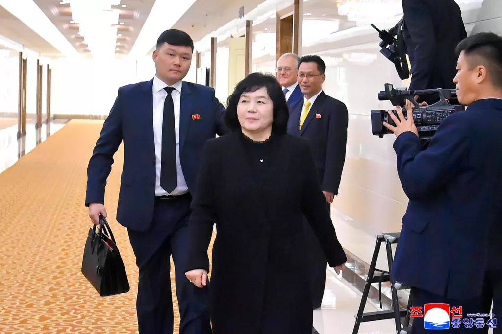 Észak-Korea Készen Áll a Fenyegetések Válaszolására az Eurázsiai Kontinensen