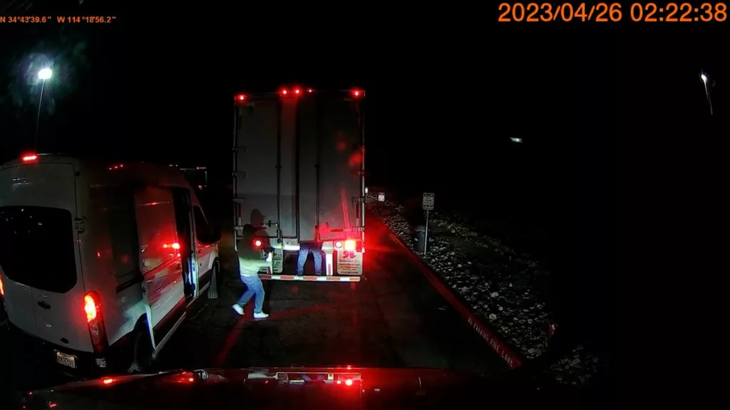 Növekvő Árufuvarozási Bűncselekmények: Az Amerikai Szállítmányozási Ágazat Intézkedést Sürget