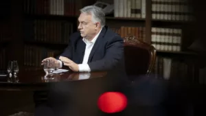 Orbán Viktor előre tekint: újabb diplomáciai találkozó a láthatáron