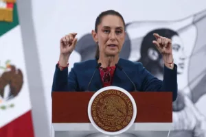 Sheinbaum tanácsa az üdítőadó emelése érintetteinek: Igyanak kevesebbet