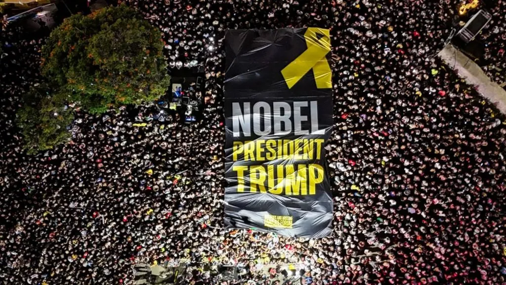 Trumpot Dicsérik Tel Aviv-ban: Emlékezete Gyűlés a Hamász Közelgő Fogolycseréje Előtt