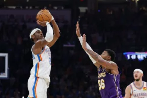 A Lakers kikapott az OKC Thunder csapatától; Curry vezetésével győzött a Warriors a Spurs ellen