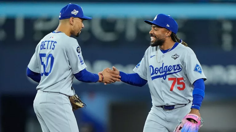 Döntő Játék 7 a World Seriesben: A Dodgers Hősiesen Túlél
