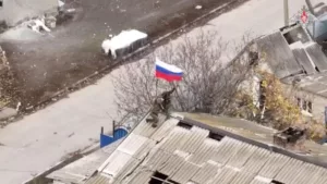 Fokozódó Feszültség Zaporizzsja Régióban: Az Ukrán Haderő Kivonulása és Nukleáris Fenyegetések