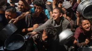 Gázai Lakosok Aggódnak az Izraeli Bombázás Visszatérése Miatt