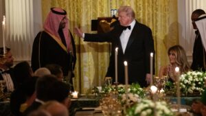 Látványos Fogadtatás a Fehér Házban: Trump és a Szaúdi Koronaherceg Találkozója