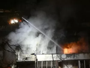 Légicsapások Kijevben és dróntámadások Dél-Oroszországban Trump béketárgyalásai közepette