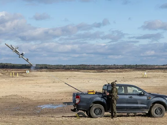 NATO Új Drónellenes Rendszereket Tesztel a Keleti Határon