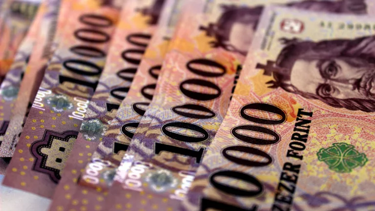 Össze-vissza rángatták a forintot az MNB-alelnök lemondása után