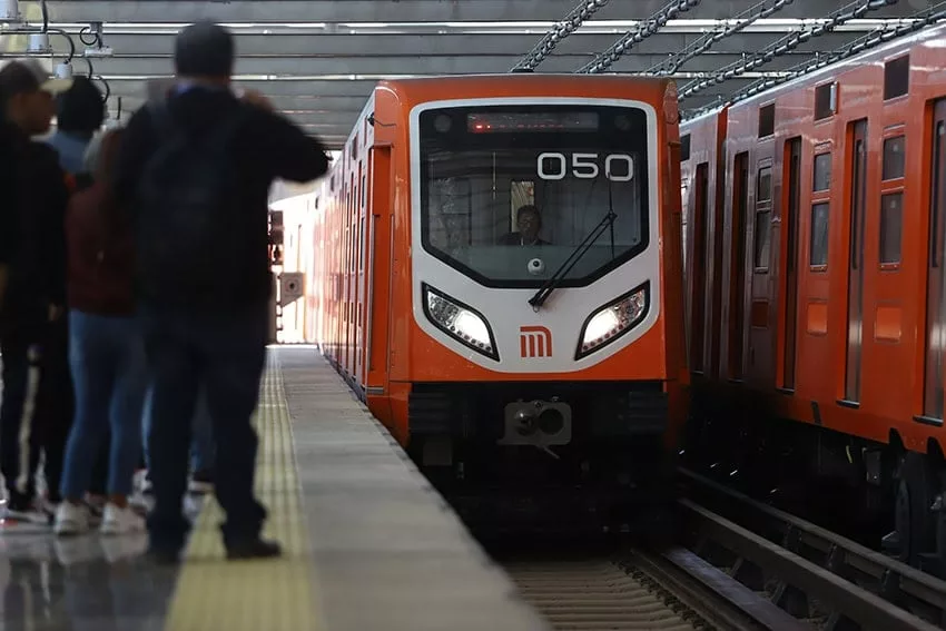 A Mexico City metró 2025: Művészet, kereskedelem és utasok, akik meghatározták a város alatti közlekedést