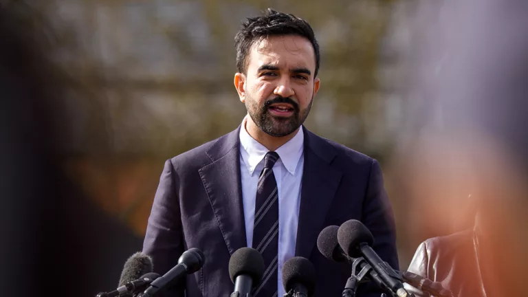 Aggodalmak Mamdani kinevezettjei körül