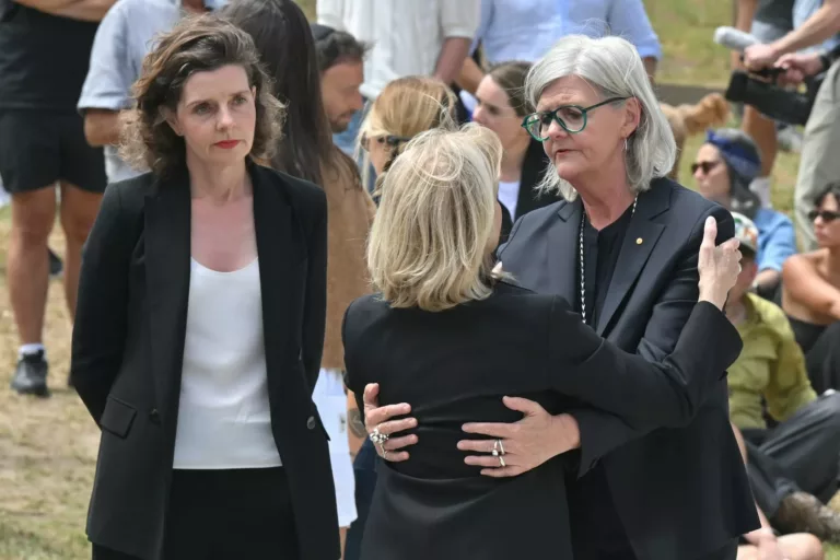 Ausztrália antiszemita válságának kezelése: Kérdések Albanese kormányzása körül