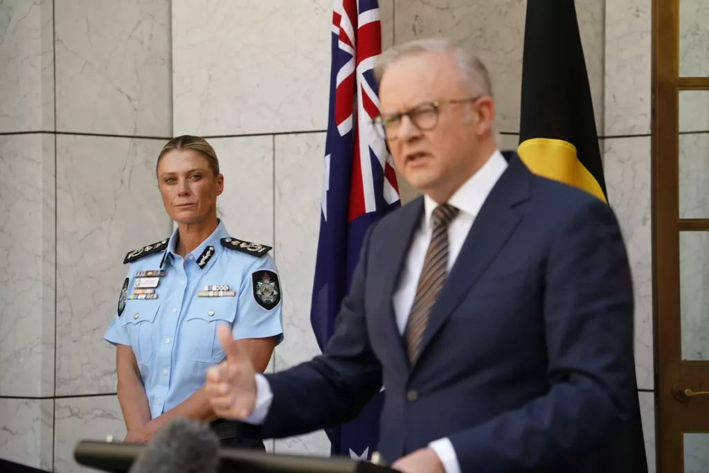 Ausztrália legnagyobb fegyvervásárlási programját hirdette meg Albanese