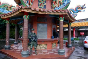 Szövetségesi Támogatás: Az USA 11 milliárd dolláros fegyvereladása Tajvannak