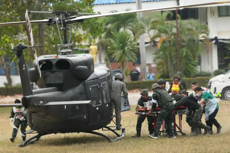 Thaiföld és Kambodzsa Határkonfliktusa: Ötödik Nap