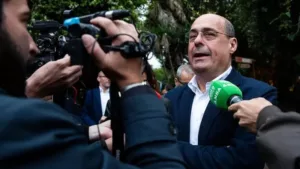 Pd szemben Meloni kormányzatával: Az ellenzék válasza az olasz miniszterelnök sajtótájékoztatójára