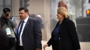 Wisconsini Bíró Lemondását Követően is Küzd az ICE Ügyben