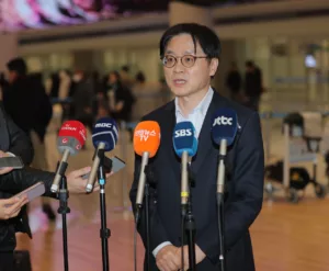 Amerikai Vámterhek: Maradnak a Jelenlegi Szinten, ha Dél-Korea Elfogadja a Beruházási Törvényt