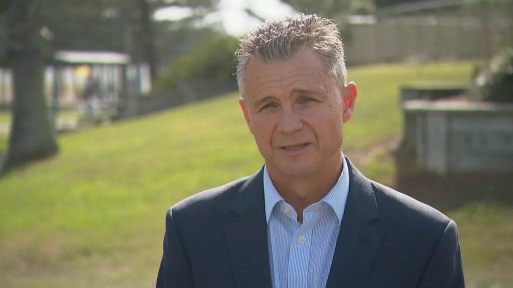 Buszszolgáltatásokat indít Ausztráliából Katarba rekedt állampolgárai számára az ausztrál kormány