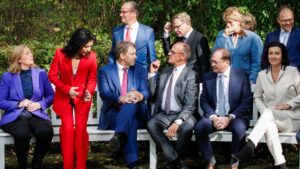 Reformok tavasza?: A görcsös megújulás kísérlete Németországban