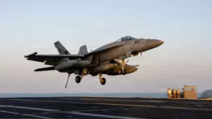 Szétbombázzák Irán fővárosát, Katar katasztrófára figyelmeztet, Trump végleges kapitulációt vár - Híreink az iráni háborúról pénteken