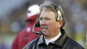 Dave McGinnis, a sportvilág egyik ikonja, 74 éves korában elhunyt