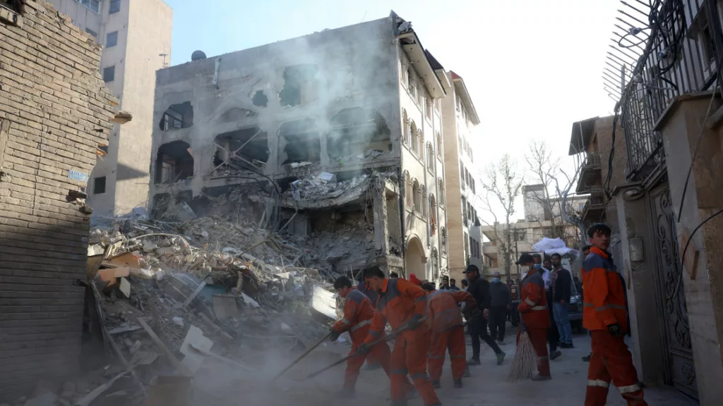 Fordulat: Tűzszünetet kötött Amerika és Irán, megnyílik a Hormuzi-szoros