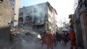 Fordulat: Tűzszünetet kötött Amerika és Irán, megnyílik a Hormuzi-szoros