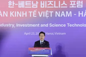 Sürgős gazdasági együttműködést sürgetett Lee Dél-Korea és Vietnam között